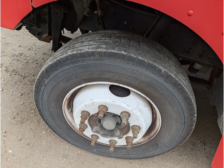 2017-freightliner-mt55-image-9