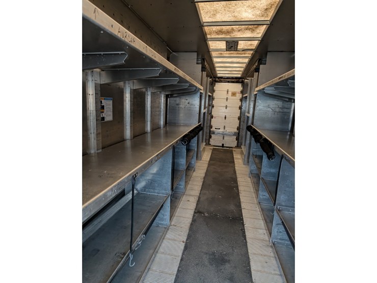 2017-freightliner-mt55-image-15