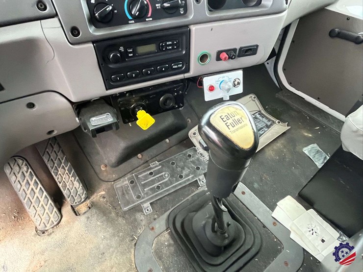 2000-sterling-l7500-image-53