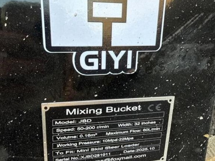 2025-giyi-jbd-mixing-bucket-for-stand-up-skid-image-5