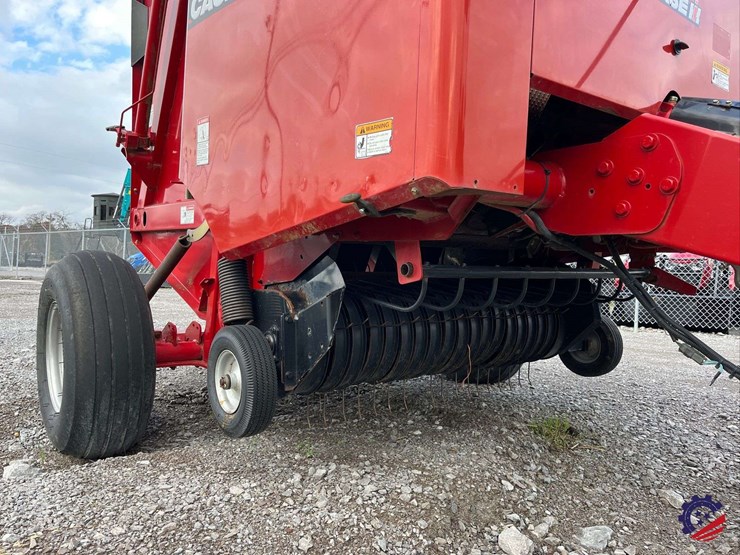 2016-case-ih-rb455a-image-7