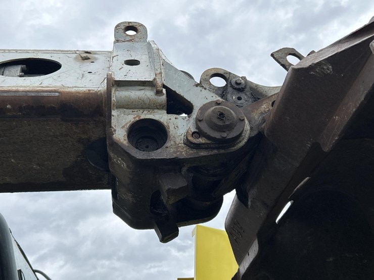 2005-gradall-xl4100-ii-image-12