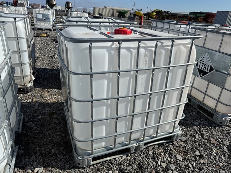 #22624-•-1000-gallon-poly-tank-w/-cage-image-3