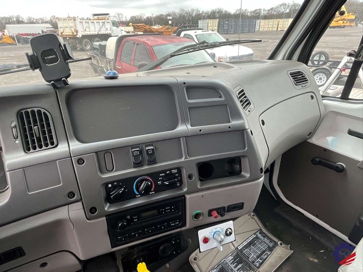 2000-sterling-l7500-image-54