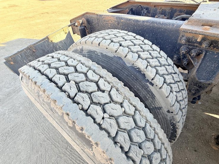 #1980-•-2008-international-eagle-day-cab-truck-tractor-image-59