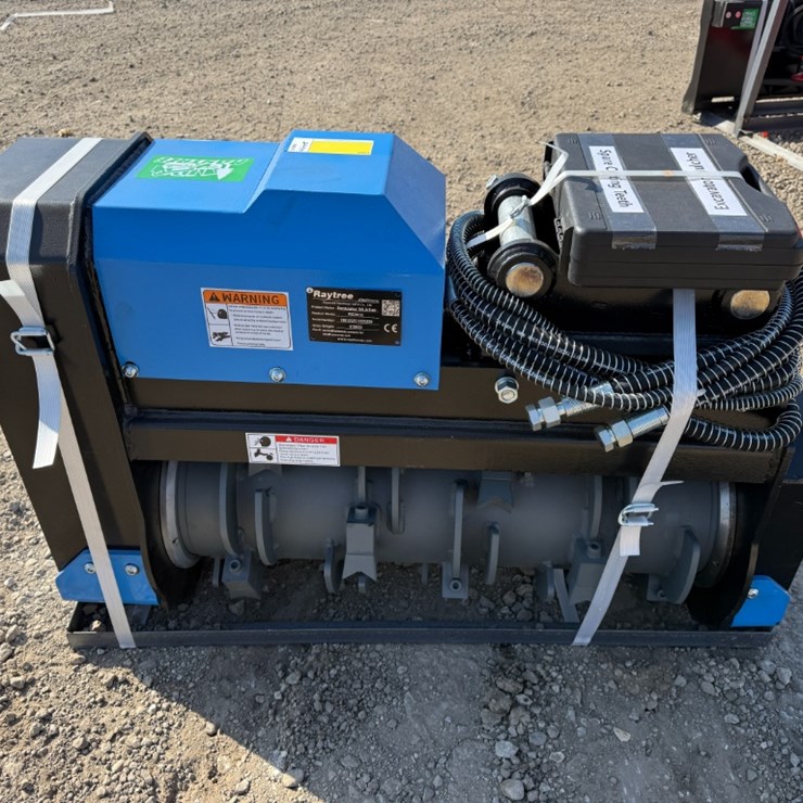 Ray Tree 32" Excavator Mulcher