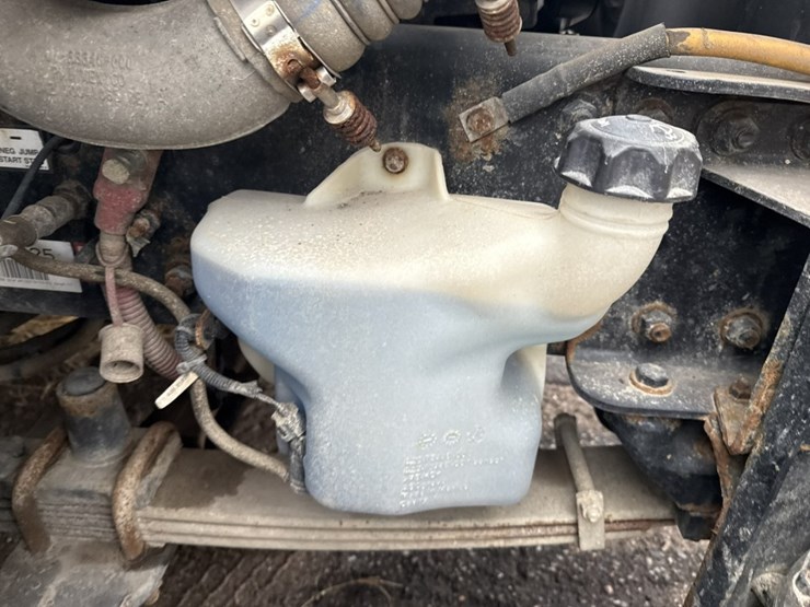 #2000-•-2014-freightliner-altec-digger-derrick-image-17