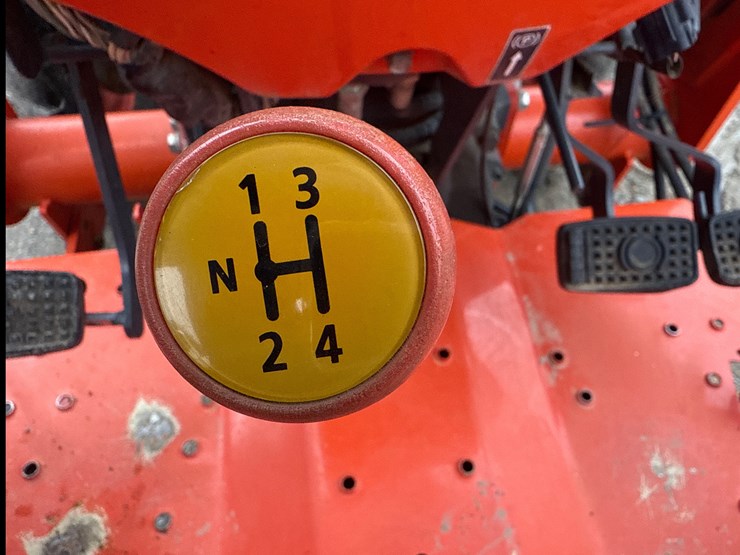 kubota-l4701-image-39