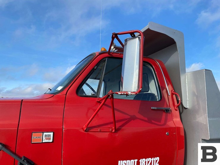 1986-gmc-c7000-truck-image-12