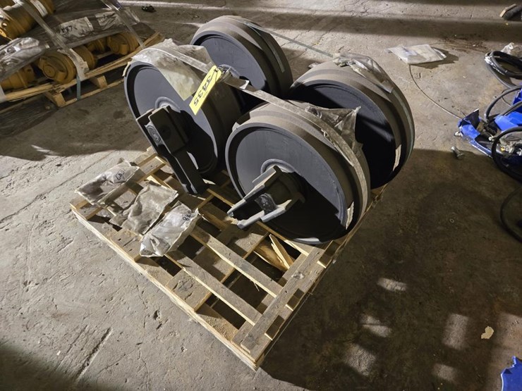 #3435-•-(4)-berco-f10090a-000-00-n-idlers-image-4