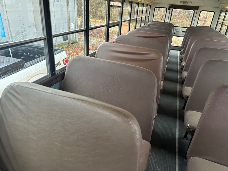 2005-international-pb105-image-57