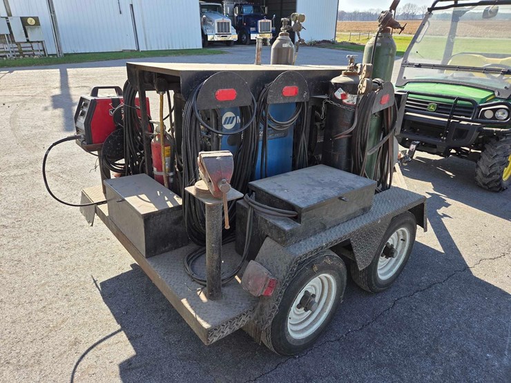 miller-bobcat-225g-image-24