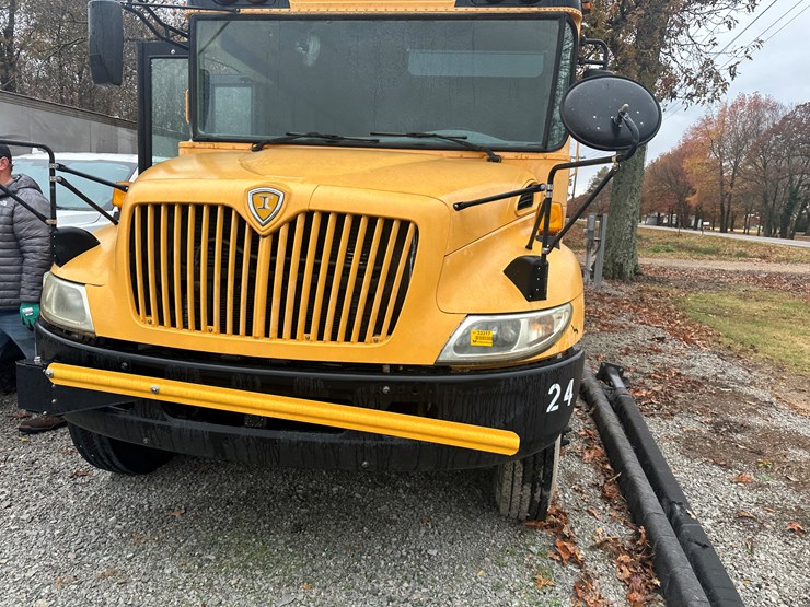 2005-international-pb105-image-32