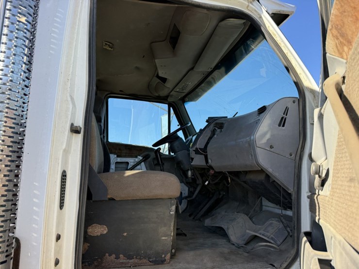 #1953-•-1998-ford-fuel-truck-image-61