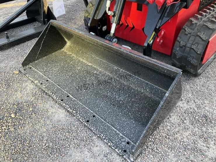 2025-mms-380-stand-up-skid-steer-image-9