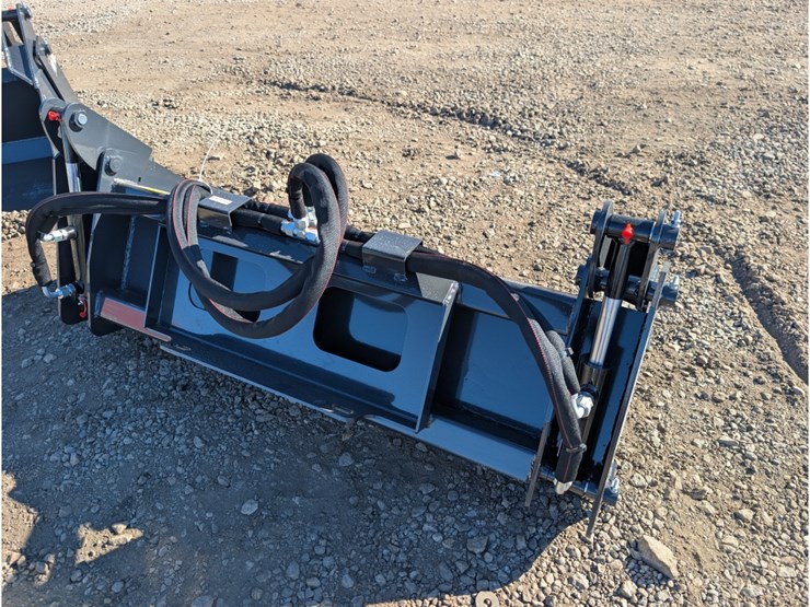 wolverine-mini-skid-steer-4-in-1-bucket-46"-image-3