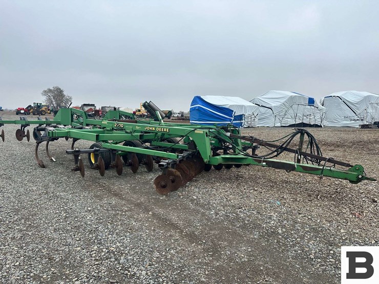 john-deere-2700-image-6