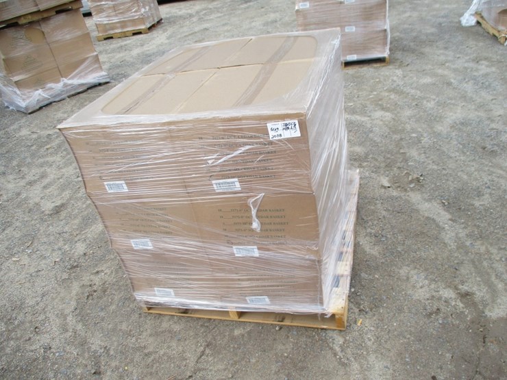 lot-of-square-cedar-wooden-plant-baskets,-image-1