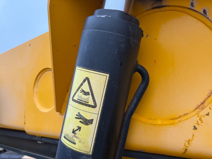 2018-jcb-509-42-image-18