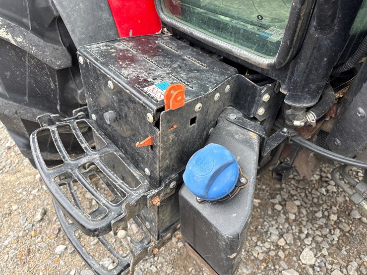 massey-ferguson-4709-image-46