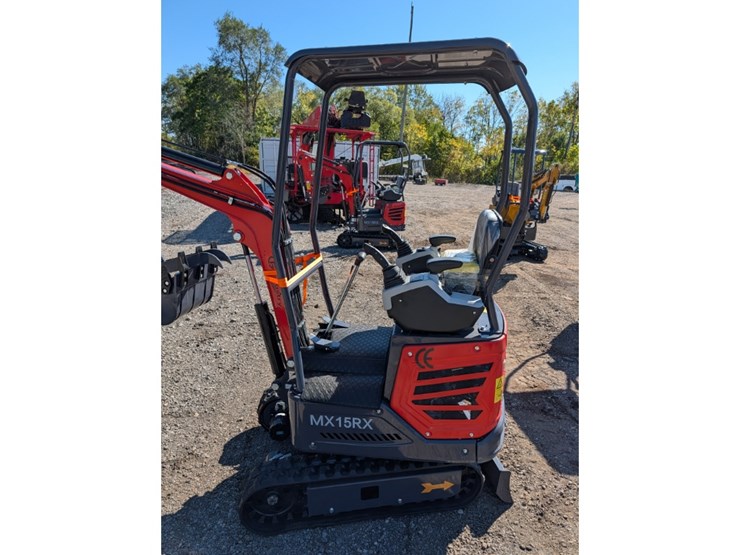 cfg-mx15rx-mini-excavator-w/-mechanical-thumb-image-5