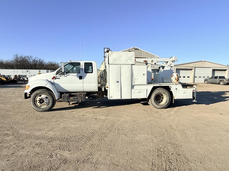 2000-ford-f650-sd-image-2