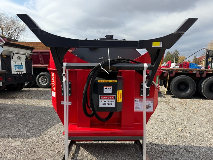 ray-tree-skid-steer-70"-disc-mulcher-image-1