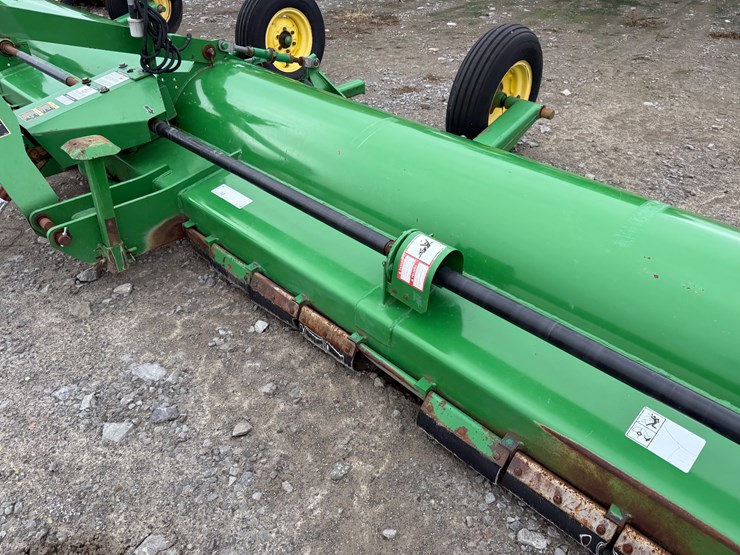 john-deere-520-image-16