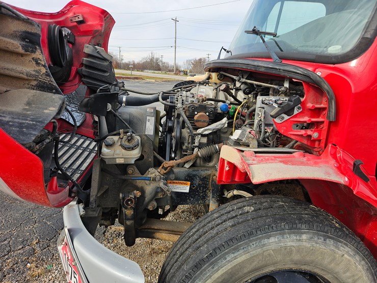 2016-freightliner-s2g-image-28