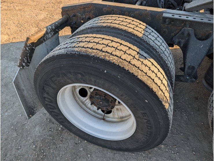 2019-international-lt-image-7