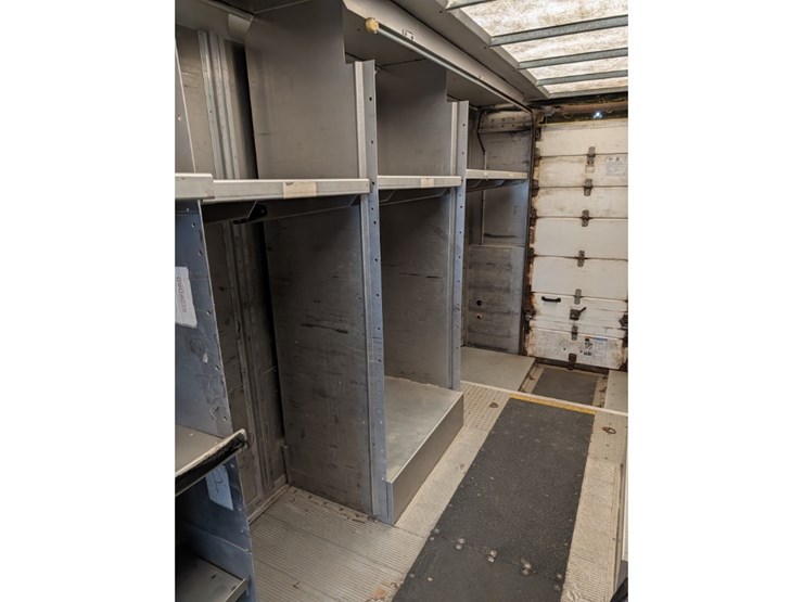 2017-freightliner-mt55-image-13