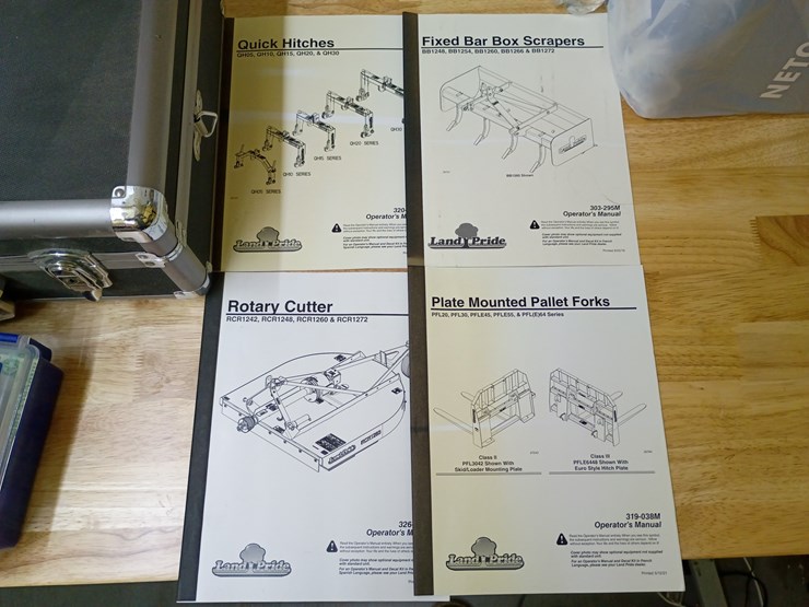 2022-kubota-la526-image-137