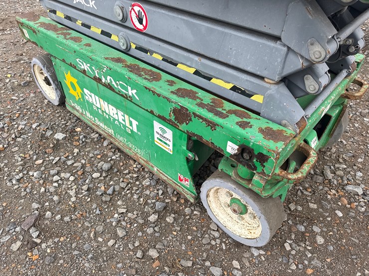#97-•-skyjack-sj3219-scissor-lift-2207610-inv#33269-image-14