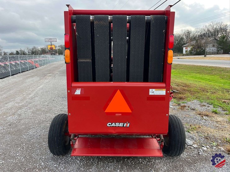 2016-case-ih-rb455a-image-3