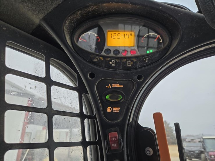 bobcat-t770-image-28