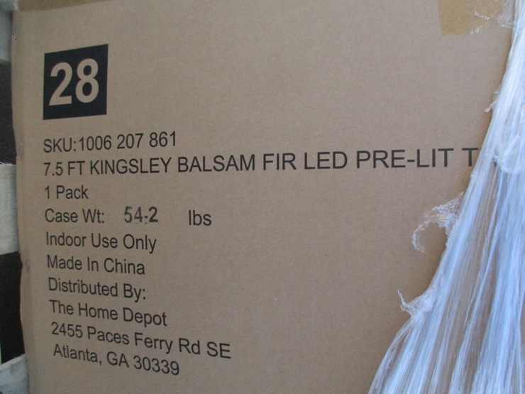 lot-of-7.5'-kingsley-balsam-fir-christmas-trees,-image-5