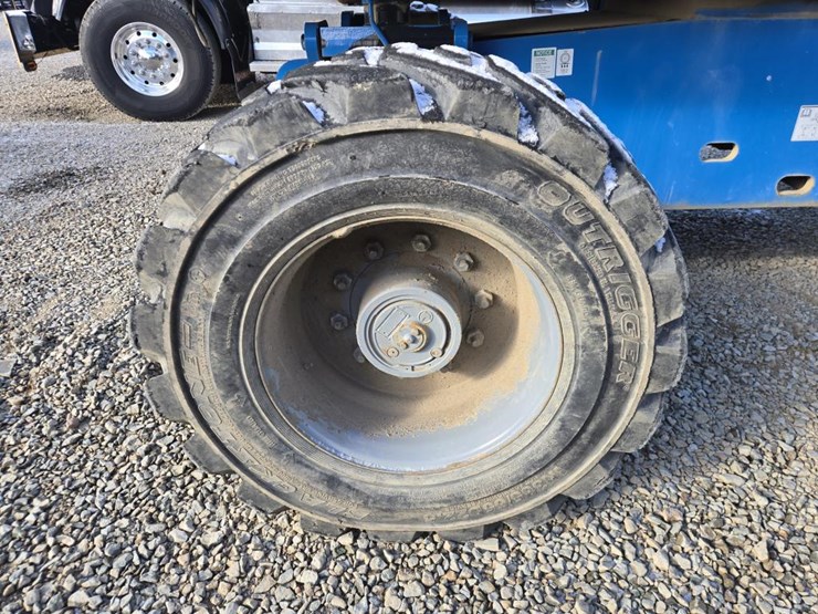 2007-genie-s85-image-43