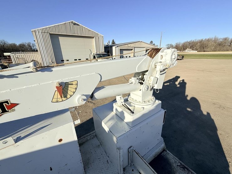 2000-ford-f650-sd-image-22