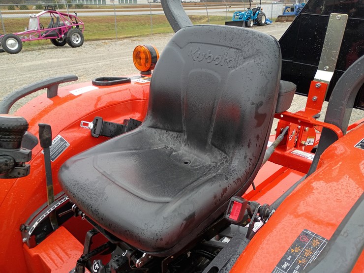 2022-kubota-la526-image-33