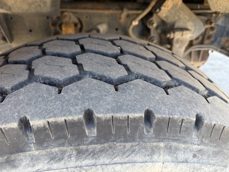 #1953-•-1998-ford-fuel-truck-image-92