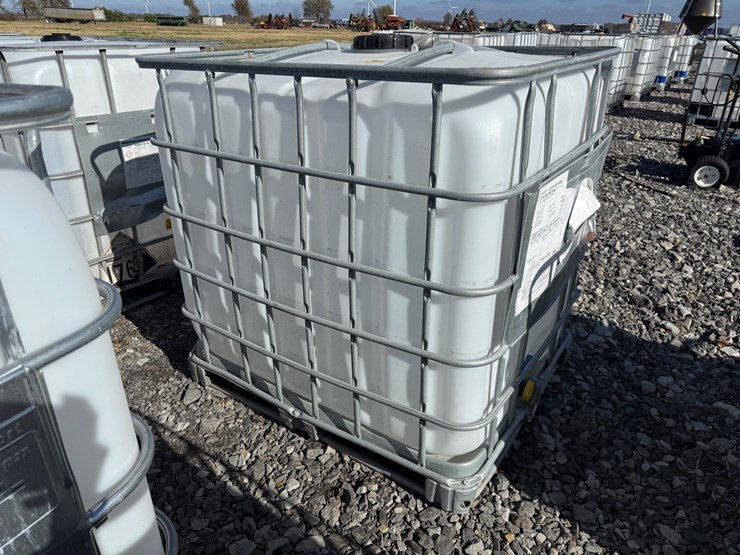 #22622-•-1000-gallon-poly-tank-w/-cage-image-2