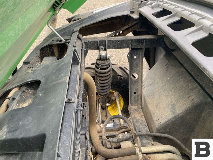 john-deere-835e-image-40