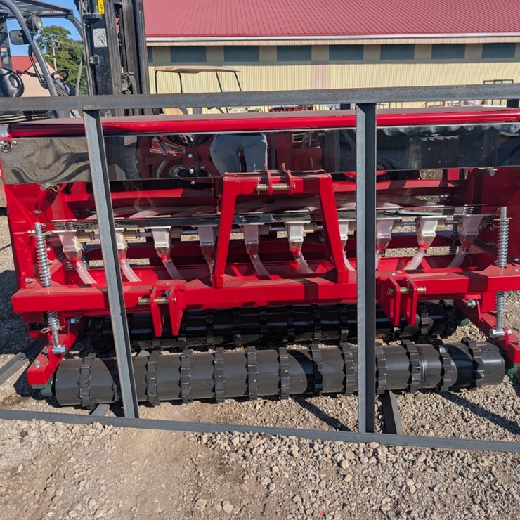 Agt Skid Steer/3-Point Seed Drill