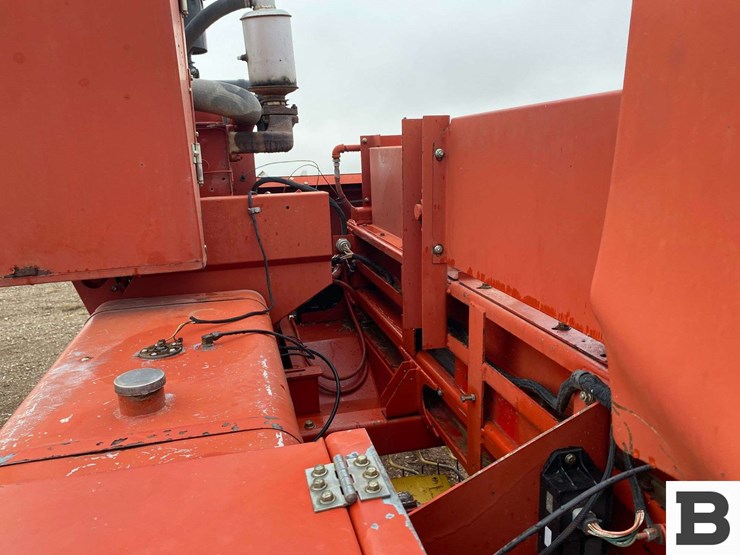 2002-new-holland-bb900-image-30