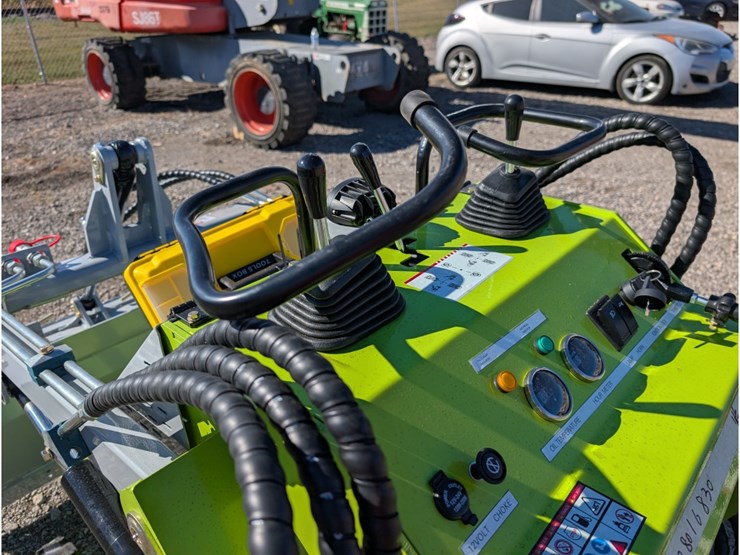 landhero-ldh-t460-mini-skid-steer-image-9