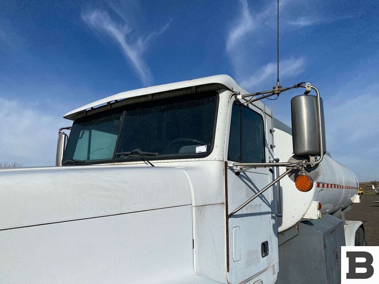 freightliner-fuel-image-9