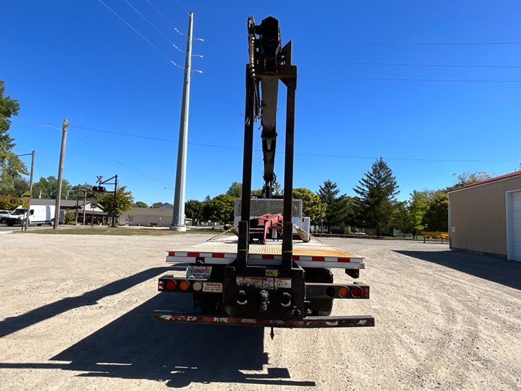 2013-freightliner-sd114-material-crane-image-14