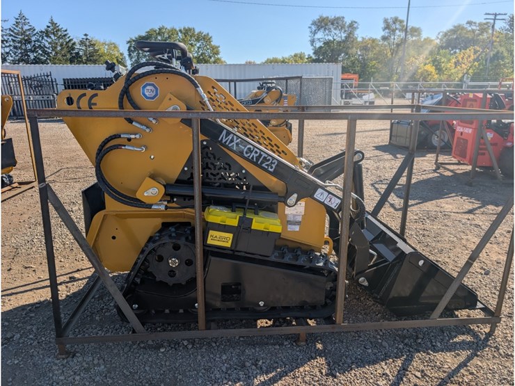 agt-mx-crt23-mini-skid-steer-image-2
