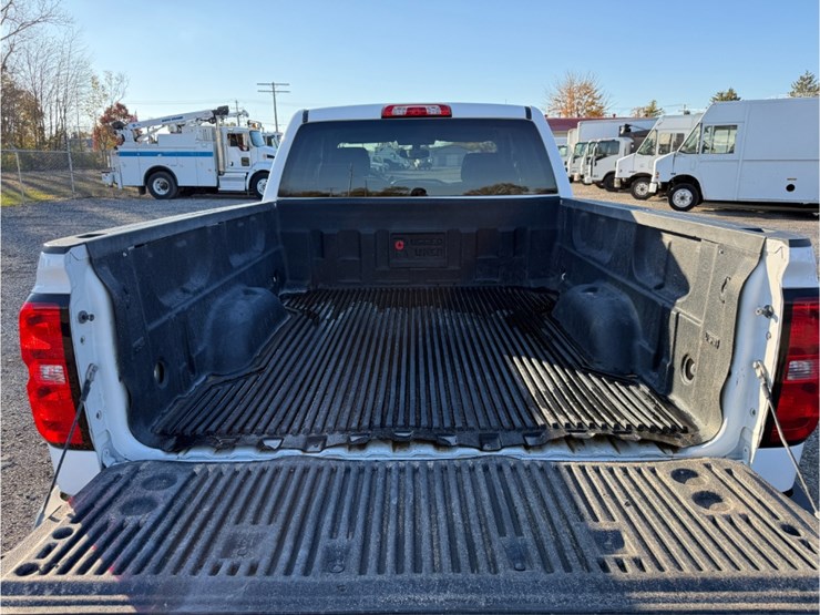 2014-chevrolet-silverado-image-6