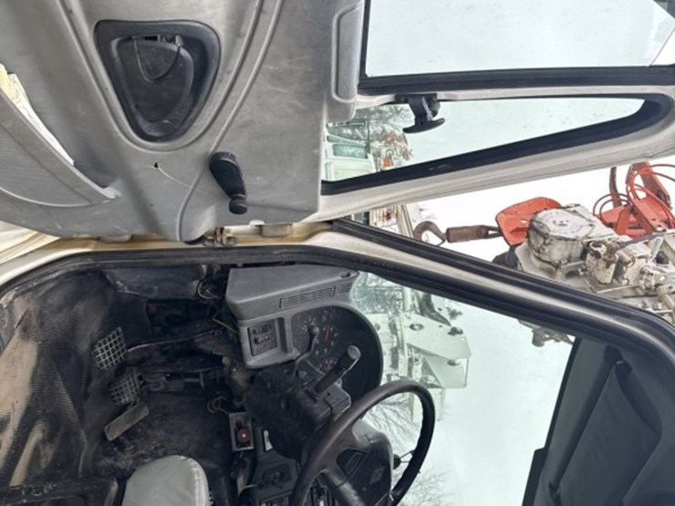 2002-international-4300-sba-image-77